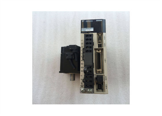 Yaskawa SGDV-2R8A01B002000 Servo accionadores de CA industriales Nuevo.