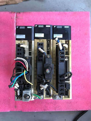 SGDV-2R8A01A002000 Servo Drives Industria Yaskawa Nuevo en la caja