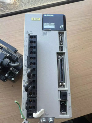 SGD7S-3R8A00A 500W Industrial Servo Drives Yaskawa Nuevo en su totalidad