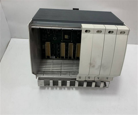 PM802F 3BDH000002R1 Unidad base 4 MB ABB 0 Revisión (s) Controlador