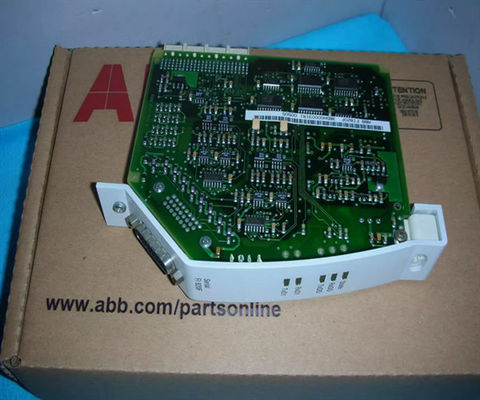 Modulo de control del módulo de bus de campo ABB FI820F 3BDH000031R1
