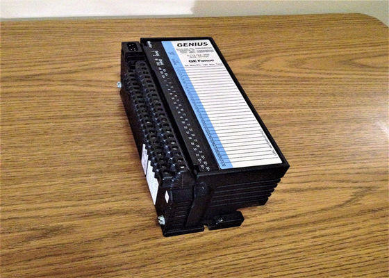 El IC660BBD025 es un 5/12/24 VDC de 32 circuitos sink I / O Bloque, inteligente, módulo configurable
