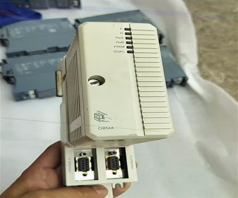 El módulo de interfaz ABB CI854AK01 3BSE030220R1 PROFIBUS-DP/V1