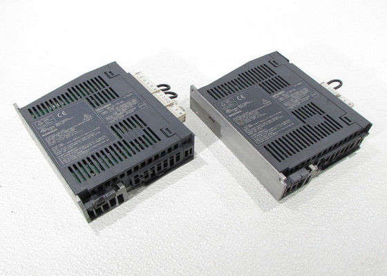 Amplificador servo industrial 100W de la impulsión de la CA de la serie MR-J3-10B de Mitsubishi Electric MELSERVO MR-J3
