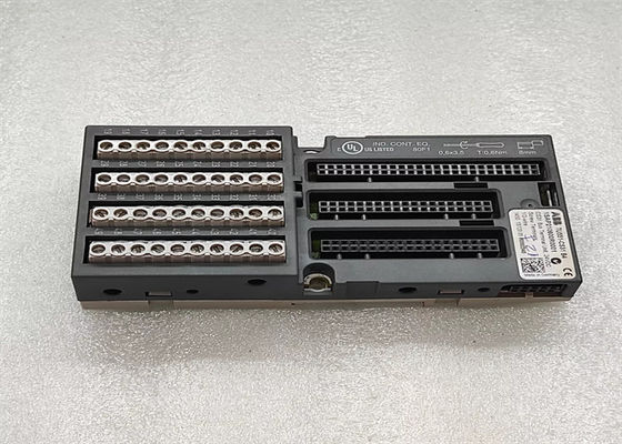 TU551-CS31 1SAP210600R0001 Módulo de automatización distribuida I O ABB
