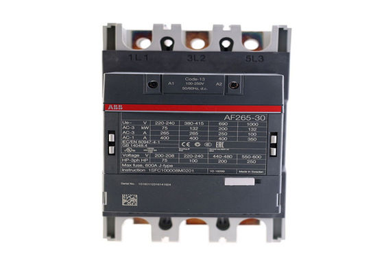 El AF265-30-11-13 es un contactor de 3 polos - 1000 V IEC o 600 V UL con contactos auxiliares pre-montados