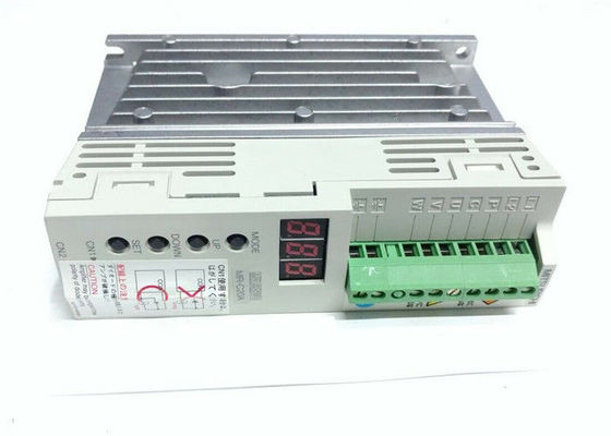 Mitsubishi 3 fase amplificador industrial MR-C20A-UE Servo motor 200W salida 1.5A 3AC