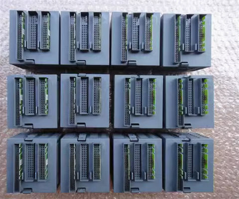 El módulo de entrada digital de ABB es el 1SAP240000R0001 DI524 S500
