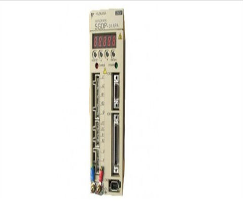 Servo Drive Yaskawa SGDP-01APAY108 200-230V 5.5A 0.4KW 50/60HZ Nuevo