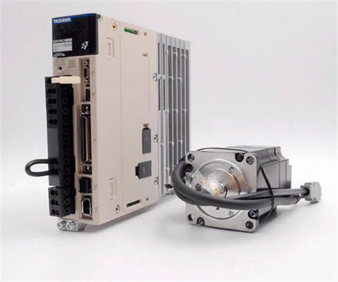 Las unidades de Yaskawa SGD-02AH-P son servo AC y servo AC.