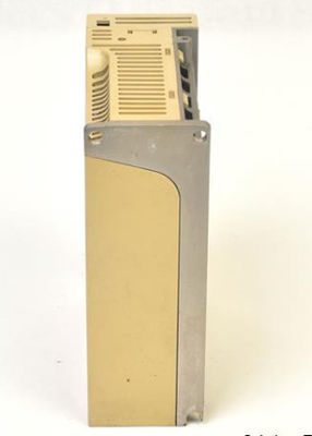 Servo motrices industriales de Yaskawa SGD-02AS 200 W Capacidad nominal 200-230 VAC, entrada de 60 Hz