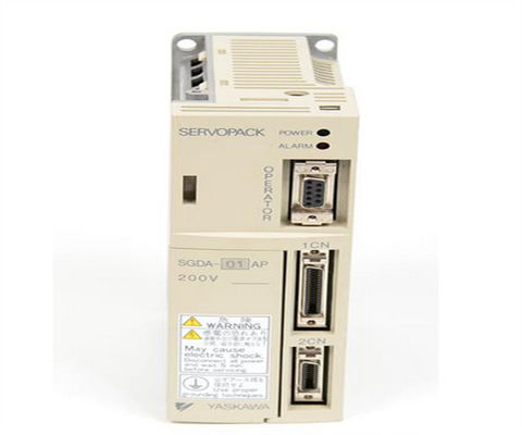 El motor de servo del servoamplificador Yaskawa SGDA-01AP