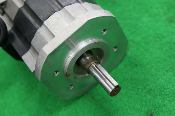 Sanko H27LK52 Servomotor de corriente alterna con batería