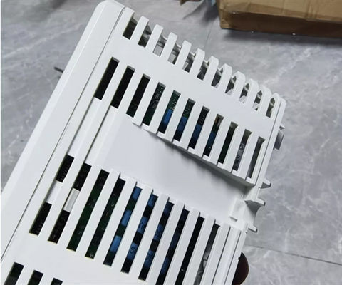 ABB 3BSE008550R1 Di821 Modulo de entrada digital de 8 canales