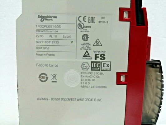 Las unidades de servo industrial Schneider 140CPU65160S