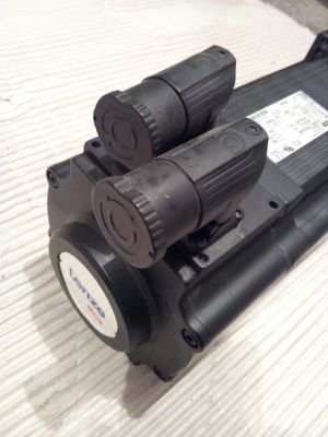 Lenze GPA01-2S GCN 006FN41 1 kg = 2,2046 libras = 35,2740 onzas