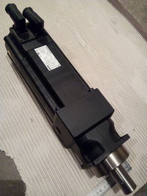Lenze GPA01-2S GCN 006FN41 1 kg = 2,2046 libras = 35,2740 onzas