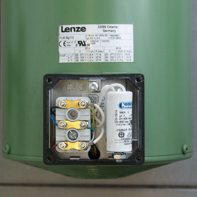 Lenze MHFMARS112-22C1C Nivel de tensión Rango de tensión de funcionamiento.