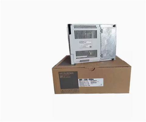 El servo industrial de MR-J4-70A Mitsubishi conduce el amplificador servo trifásico Melservo-J4