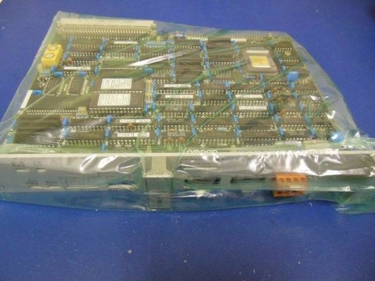 Omron 3G8B3-CL001 Motorista con 10000h de vida útil eléctrica