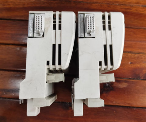 Unidad de terminación del módulo extendido ABB TU850, MTU, 50 V, ABB