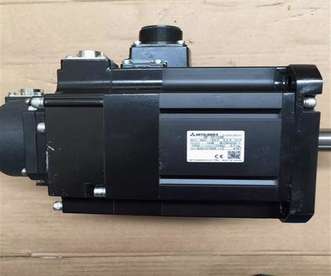 15.9 Un servomotor automático de corriente nominal para un control suave y preciso