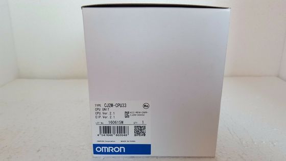 Omron CJ2M-CPU33 Tiempo de carga general del sistema 270 μs Controlador programable