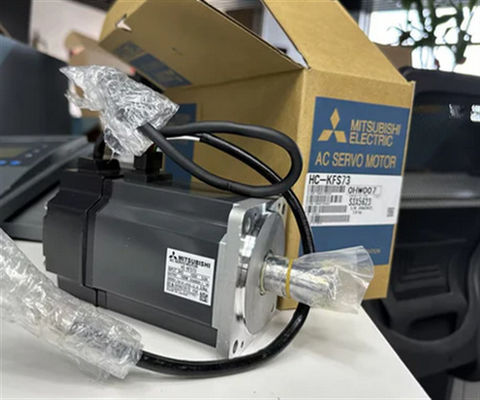 Motor de servicio de CA de Mitsubishi HC-KFS73 750W 103V 5.6A Salida 750W IP55 3.0KG