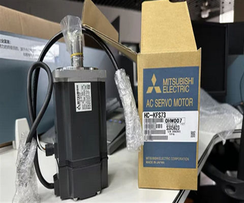 Motor de servicio de CA de Mitsubishi HC-KFS73 750W 103V 5.6A Salida 750W IP55 3.0KG