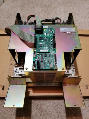 Componentes de grado industrial de Yaskawa CACR-2E-NJ1