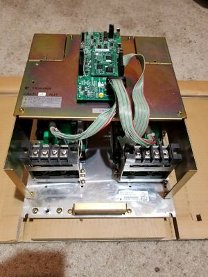 Componentes de grado industrial de Yaskawa CACR-2E-NJ1