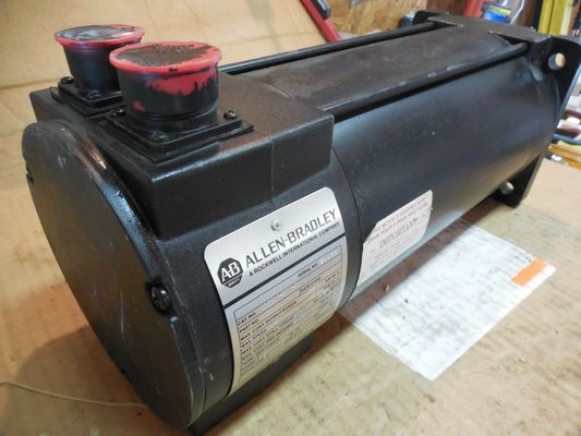 Servomotores de la serie AB 1326AB-B2C-21 Torque Plus para el servomotor CA 1391-DES