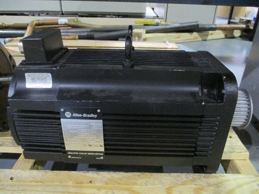 AB 1326AB-B720E-S2L Servomotor giratorio para un control preciso y suave del movimiento