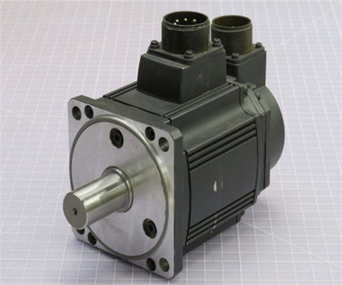 Mitsubishi HC-RFS103 AC Servo Motor 6.5A 129V 3000RPM 1KW IP65 Nuevo