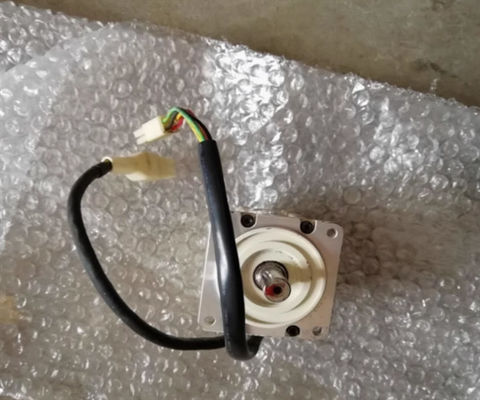 Mitsubishi HC-MFS053G1 Servo motor de cambio 3AC 0.9A 60V 3000RPM nuevo