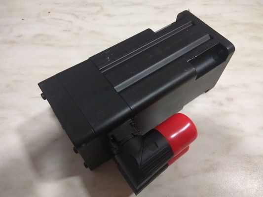 Se trata de un motor de servicio rotativo de 480 V de serie MPL