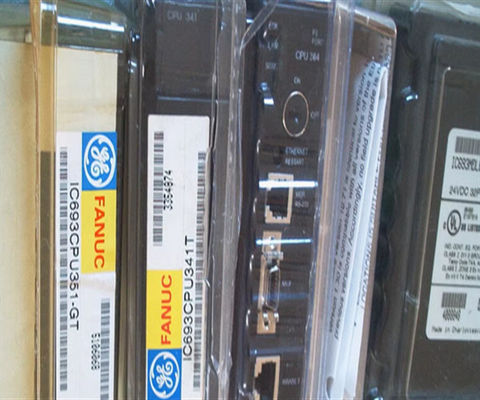 Emerson - GE Fanuc IC693MDL740 90-30 Módulo de salida de voltaje de corriente continua
