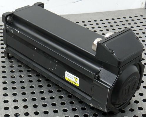 El motor de la serie MPL 480V AC es un servomotor rotativo.