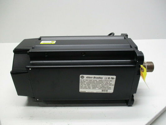 Se trata de un motor de servo rotativo de 240 V de serie MPM