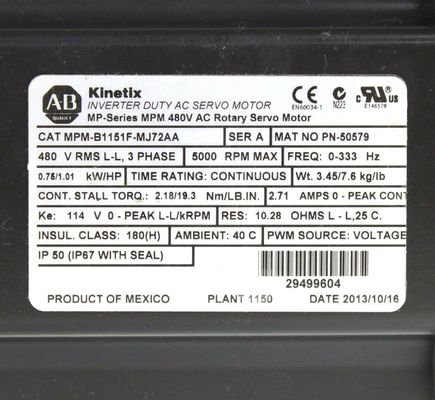 Se trata de un motor de servo rotativo de 480 V de la serie MPM.