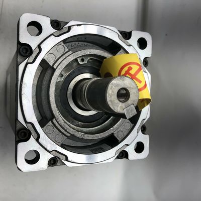 Se trata de un motor de servicio rotativo de 480 V de la serie MPM