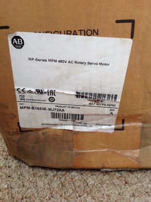 Se trata de un motor de servo rotativo de 480 V de la serie MPM.