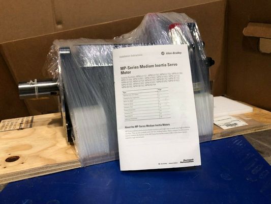 Se trata de un motor de servo rotativo de 480 V de serie MPM