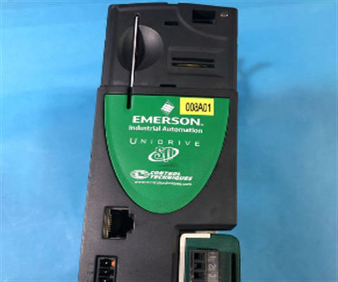 EMERSON SP0401 UNIDRIVE SP sin teclado, 460VAC, 0,5 CV