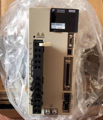 Yaskawa Drive SGDV-5R5A01A/11A SGDV-7R6A01A/11A con un año de garantía en stock