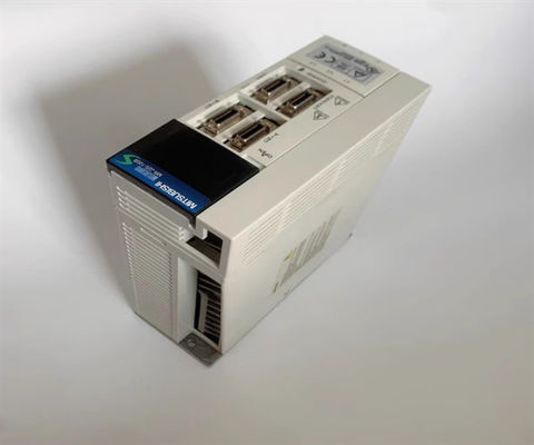 MR-J2S-10A Amplificador de servoconductor industrial Mitsubishi con frecuencia de 200-230 VAC