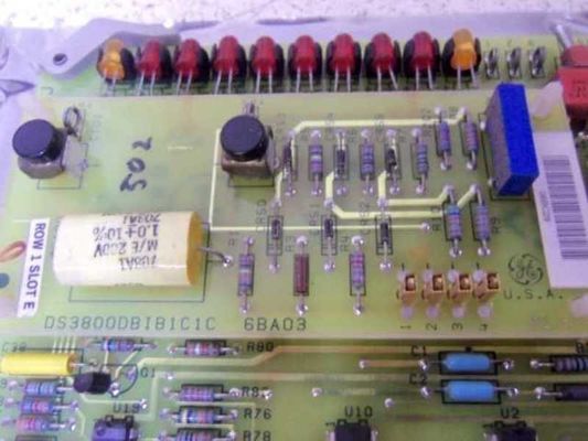 Panel de interfaz auxiliar DS3800DBIB de General Electric