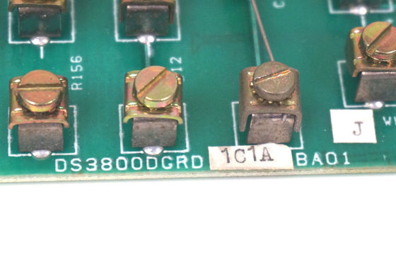 Panel de interfaz auxiliar del DS3800DGRD de General Electric