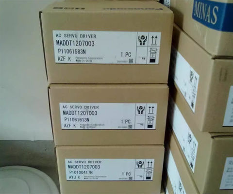MDMA302S1C Panasonic conductor del motor servo de 3 fases los 3000r/m 0.75kw 200Hz 116V