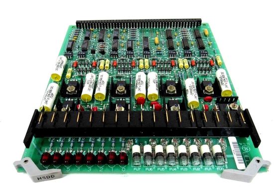 Panel de interfaz auxiliar del DS3800HSDD de General Electric